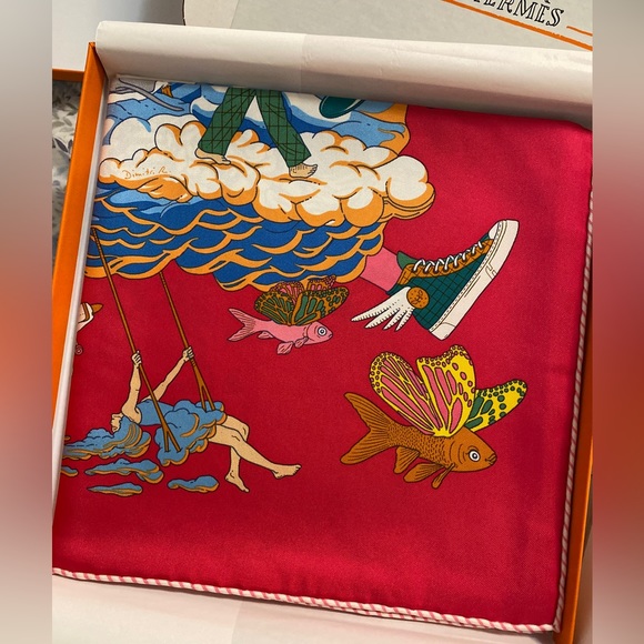 Hermes Sur Mon Nuage scarf 90 Rose Vif / Bleu / Multicolore - Picture 10 of 13